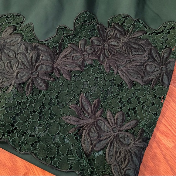 Emerald Lace Long Sleeve Dress Size 8 - Picture 4 of 9